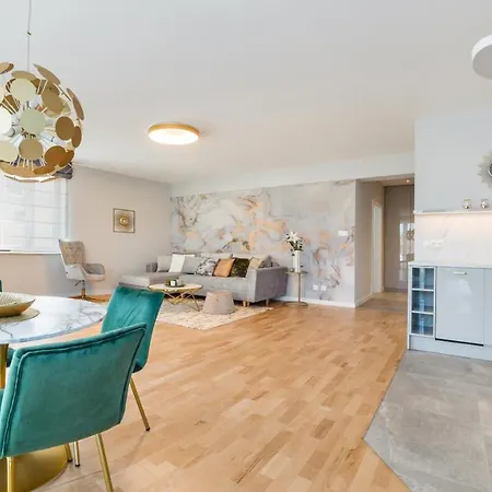 Lägenhet Apartamenty Sun & Snow Nadmorskie